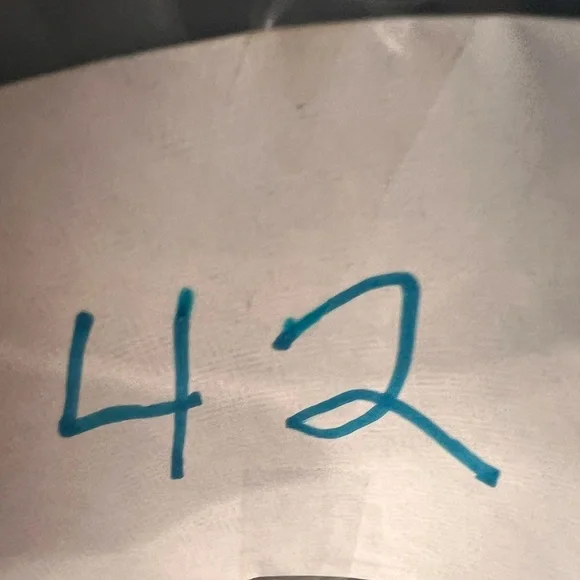 Ivy storehouse pajama set with satin hat size medium new with packaging - Picture 12 of 16